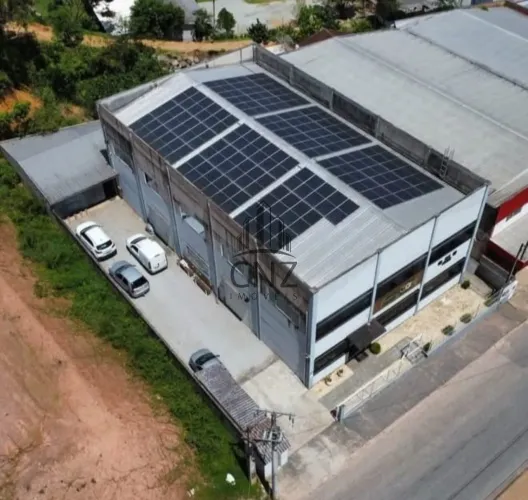 Imperdível: Galpão Comercial à Venda em Brusque-SC, Bairro Primeiro de Maio, 5 Salas, 8 Ba