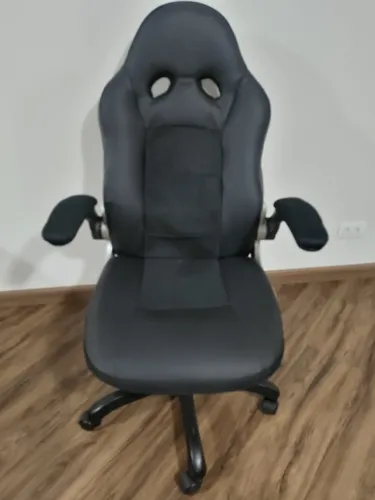 Cadeira gamer / escritório em couro pvc com regulagem de altura inclinação relax - Nova!