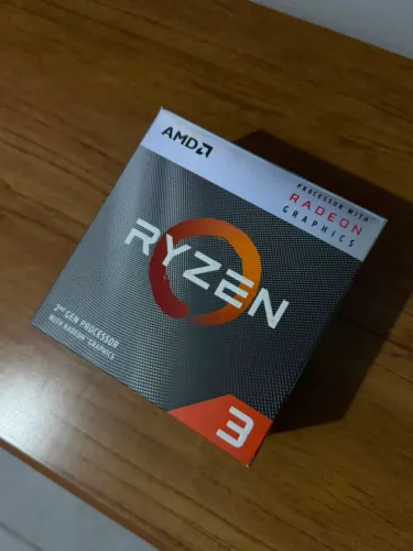 AMD Ryzen 3 3200G