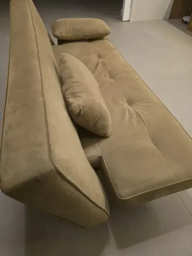 Sofá Cama Mas Com Cara De Sofá De Design (Usado)