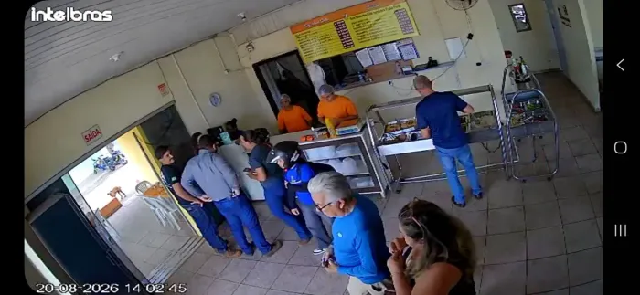 Vendo Restaurante com mais de 6 anos proximo a orla morena...