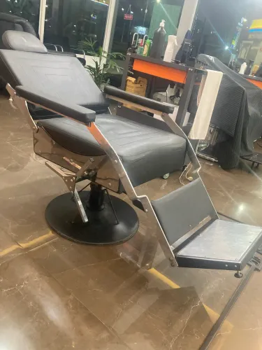 Cadeira barbeiro ( barbearia )