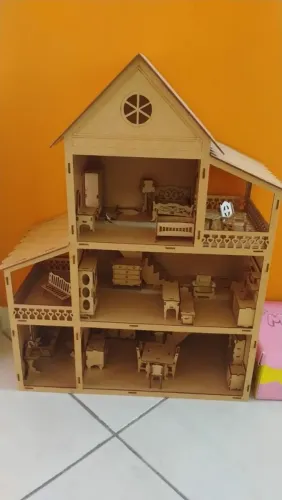 Casinha de Boneca tipo Polly