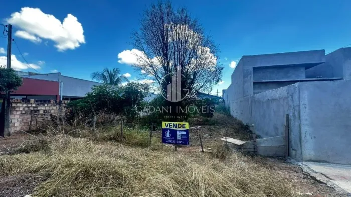 TERRENO DE 300M² A VENDA NO ÁGIO DE R$ 130.000,00 OU QUITADO POR R$ 170.000,00 NO JD MONTR
