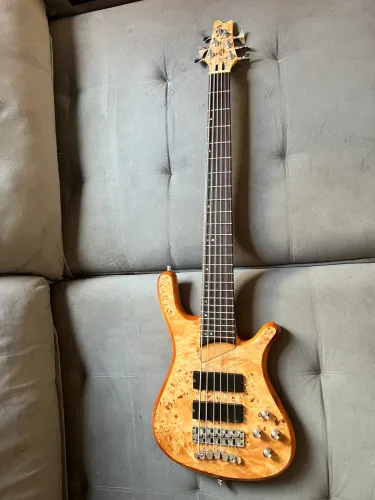 Baixo / contra baixo elétrico / Warwick Streamer /baixo 6 cordas