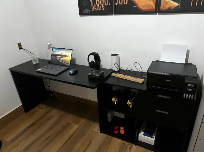 Mesa para computador pc e estudos em L