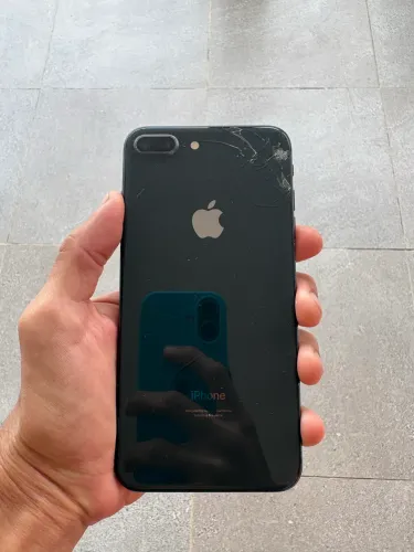 iPhone 8 Plus (com nota fiscal)