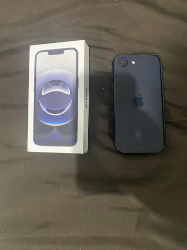 iPhone 16e