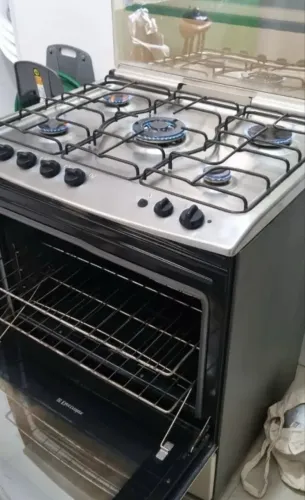 Fogão Electrolux de aço inox