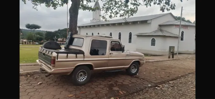 Ford F-1000 Super Diesel / Super Diesel Turbo 1987