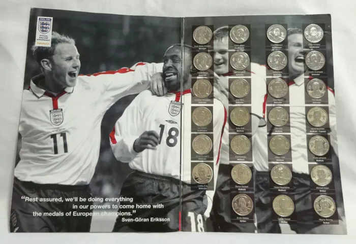 Album moedas 27x Official England squad collection 2004