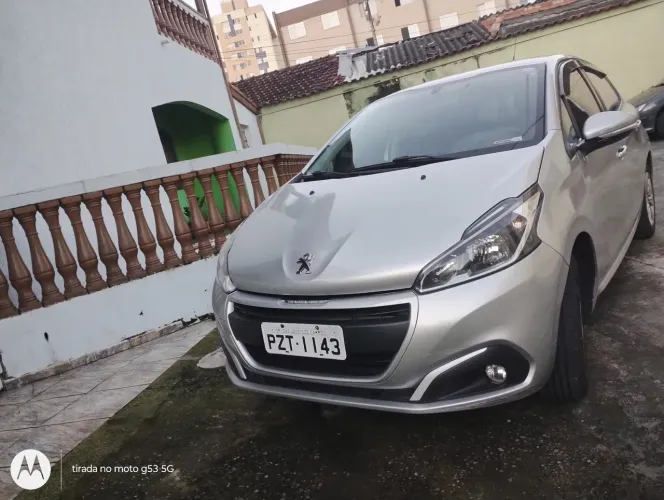 Peugeot 208 Active 1.2 Flex 12V 5P Mec. 2017