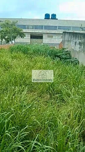 Terreno à venda no bairro Novo Cavaleiro - Macaé/RJ