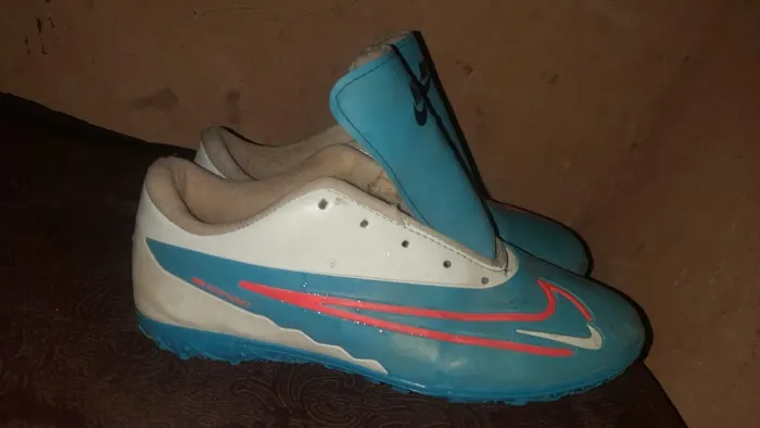 CHITEIRA NIKE