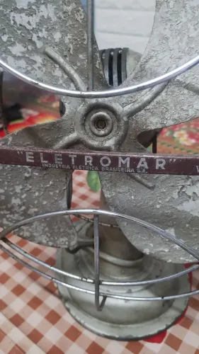 Vendo ventilador Eletromar funcionando perfeitamente 