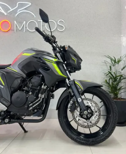 FAZER FZ25, ANO 2023/2024!!! FINANCIAMENTO EM ATÉ 48X