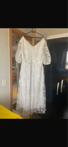 Vendo esse lindo vestido de festa 