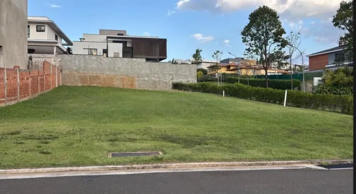 Terreno de 591,27 m² em condomínio de luxo em Campinas-SP, Alphaville Dom Pedro: seu novo