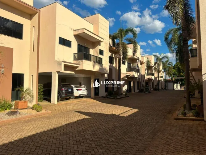 Sobrado com 4 dormitórios para alugar, 180 m² por R$ 10.500/mês - Plano Diretor Sul - Palm