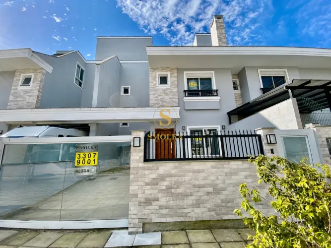 Casa 04 suítes para locação no bairro Jurerê