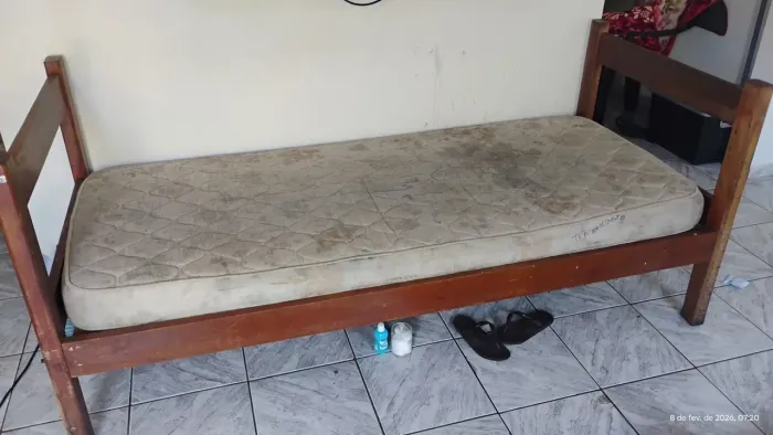 Cama de solteiro 