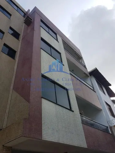 Comercial para Venda em Salvador, Amaralina, 3 dormitórios, 1 suíte, 2 banheiros, 1 vaga