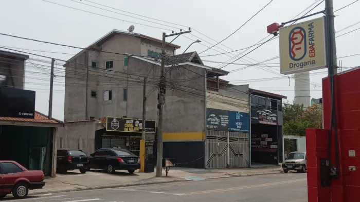 Vendo Casa com Ponto Comercial