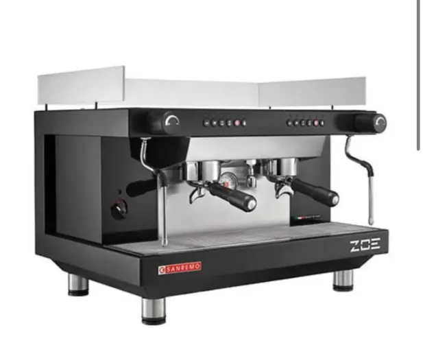 Máquina de Café Zoe + Moedor Sanremo