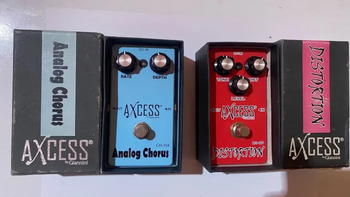 Kit 2 Pedais Axcess Giannini CH-104 Chorus + DS-101 Distortion