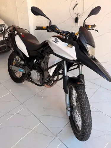Xre 300 2015