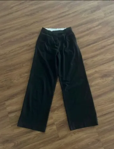 calça bershka alfaiataria preta