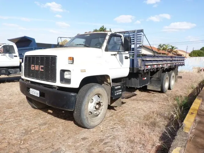 CAMINHÃO GMC 16220 ANO 1998