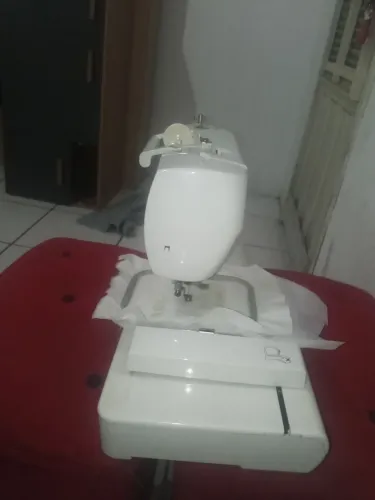 Máquina de bordado