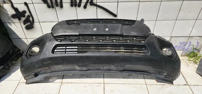 Para-choque dianteiro citroen c3 23/26
