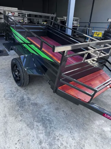 Carretinha padrão grafite com verde a pronta entrega, até 800kg de carga