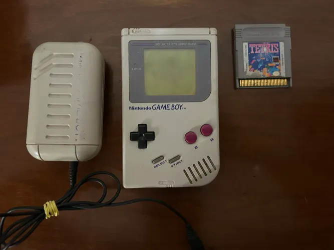 Game Boy Clássico 