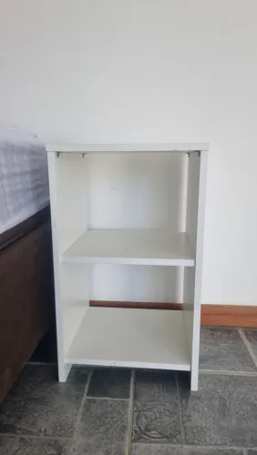 Criado Mudo ou Mesa de Cabeceira