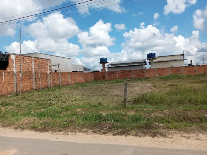 Terreno 12x30. Valor 90 mil reais