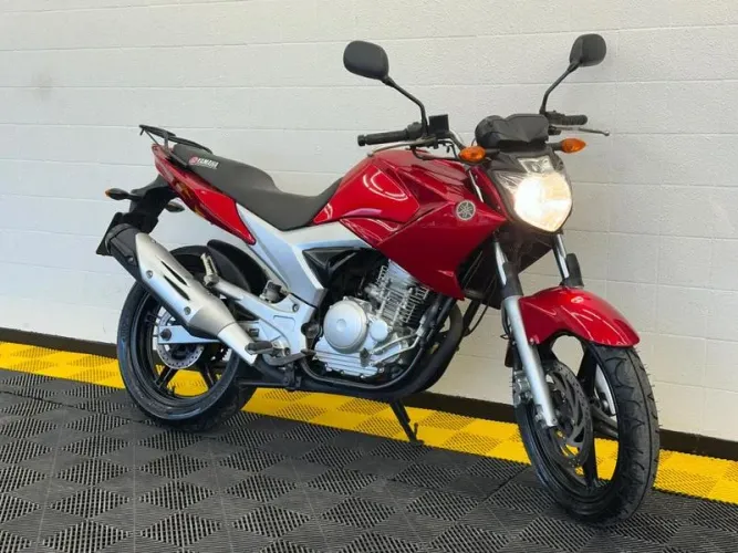 YAMAHA FAZER YS250 2013