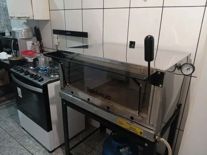 Forno Venâncio para praticamente novo valor 1400