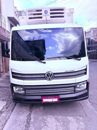 Volkswagen Delivery Express + 3.0 16V 2P TB Diesel 2022