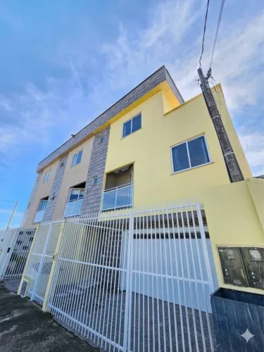 Vendo sobrado triplex
