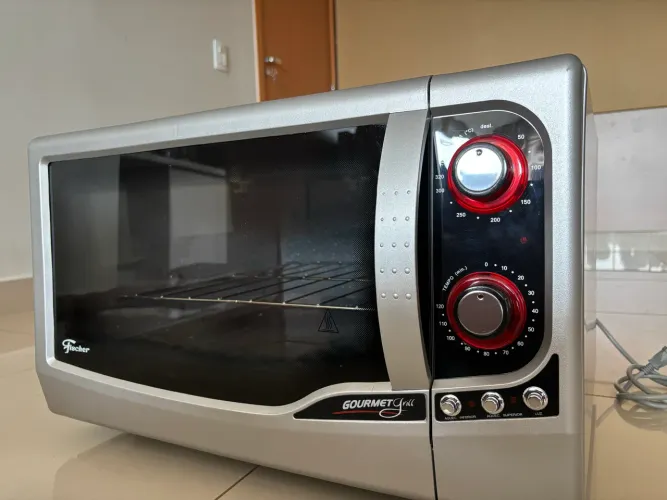 Forno elétrico Fischer Gourmet Grill 44L 220V ? pouco usado