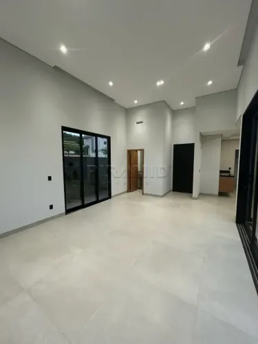 Casa padrão em condomínio fechado, bairro Quinta da Mata, Zona Sul em Ribeirão Preto.
