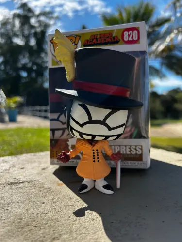 Funko pop Mr. Compress Boku no Hero / My Hero academia com caixa