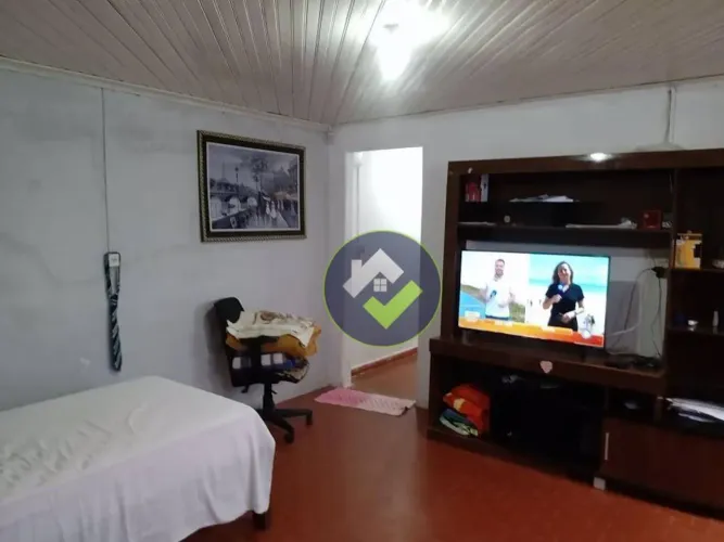 Casa com 3 dormitórios à venda, 140 m² por R$ 150.000,00 - Centro - Areiópolis/SP