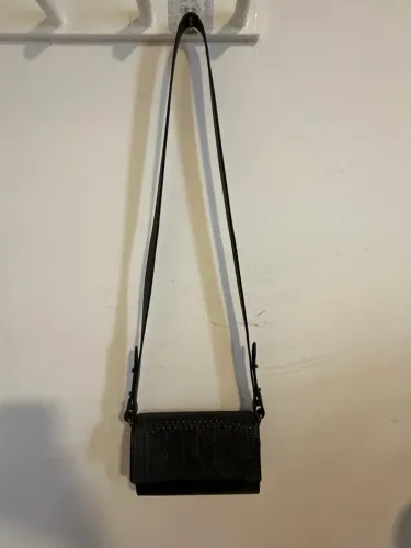 Bolsa Colcci Texturizada Preta