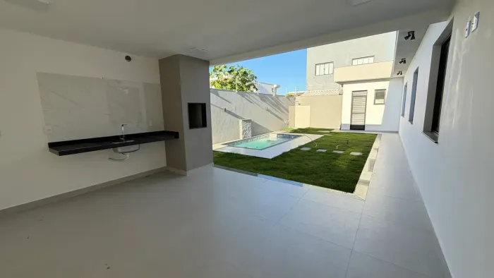 Imóvel para venda possui 200 metros quadrados com 3 quartos em Interlagos - Vila Velha - E