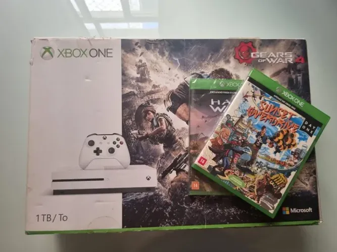 Console Xbox One S 1 Tb + 2 jogos