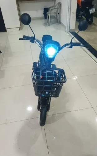 Scooter elétrica pouca usada